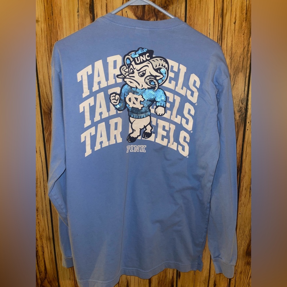 PINK Victoria’s Secret UNC Tar Heels Long Sleeve Shirt Sequin Logo Small NCAA